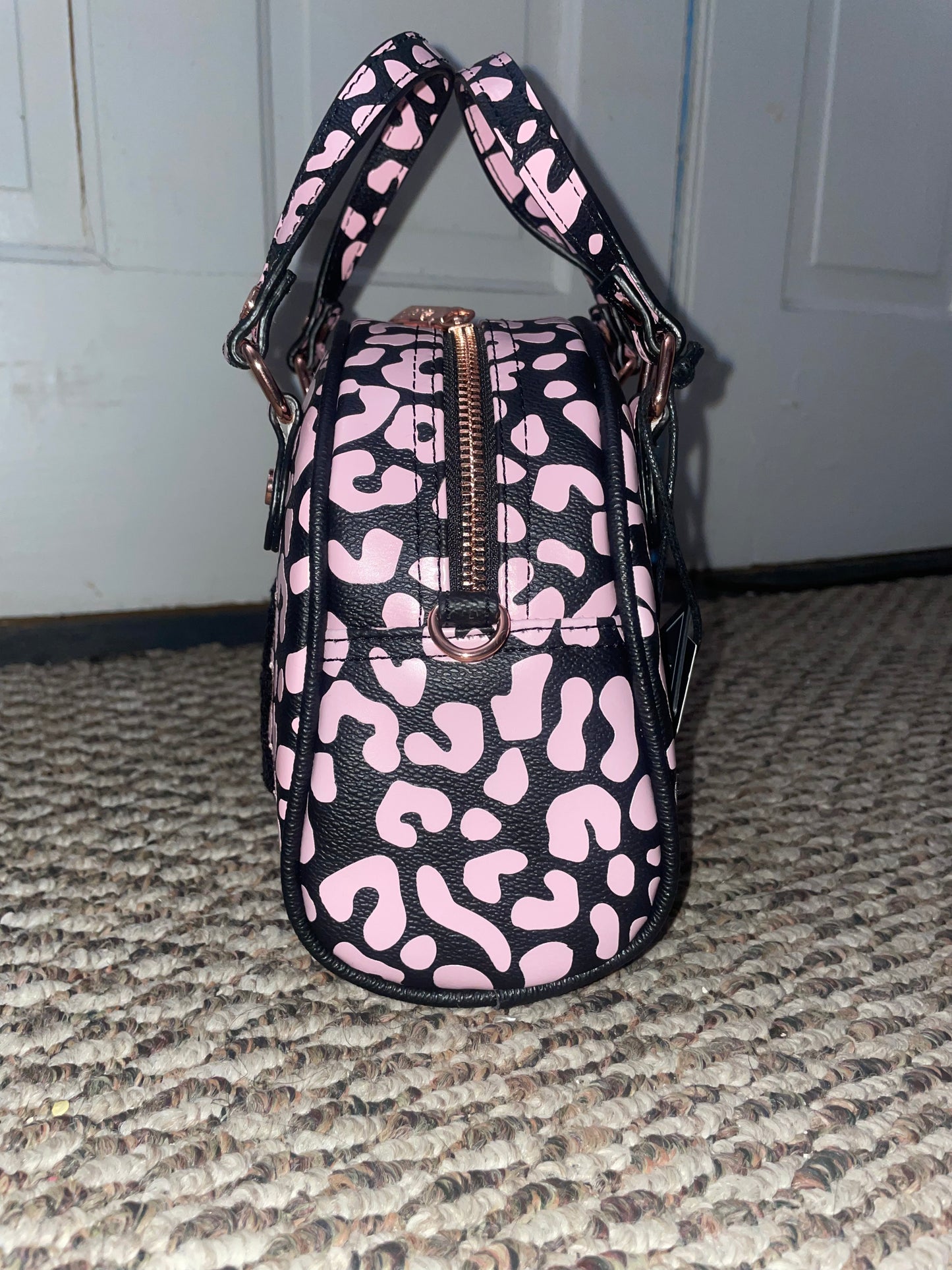 Von Dutch Pink Leopard Handbag – Y2K Cheetah Print Mini Purse