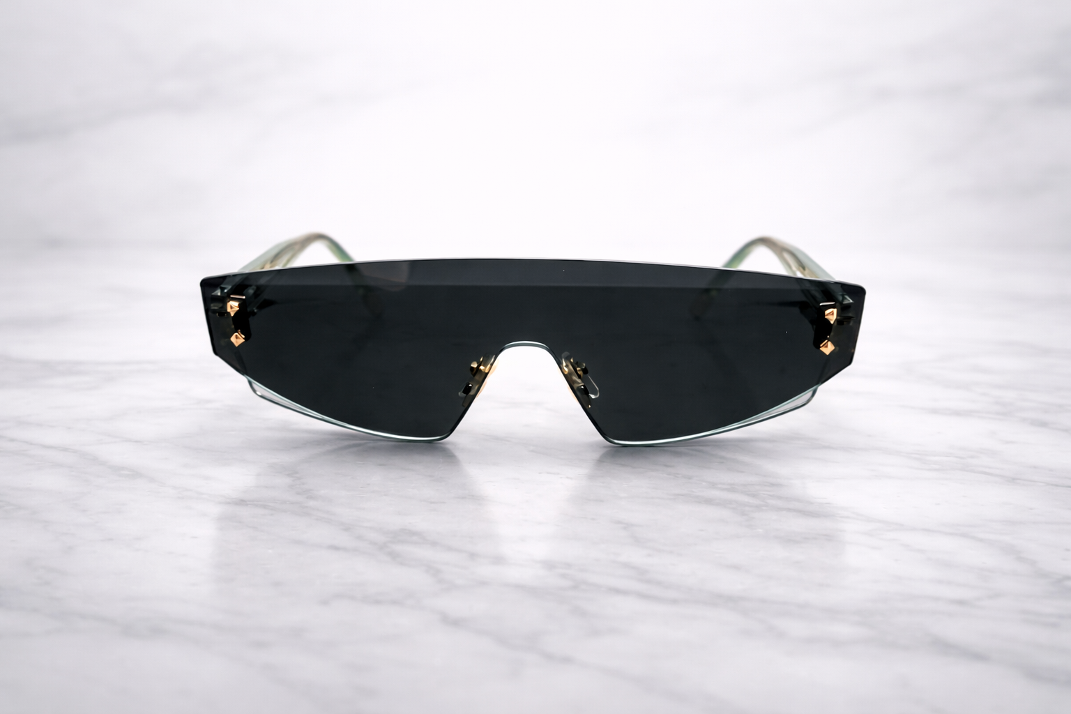 Authentic MCM MCM694S 315 Green Shield Sunglasses 63-20-145 | Luxury Designer Men’s Eyewear