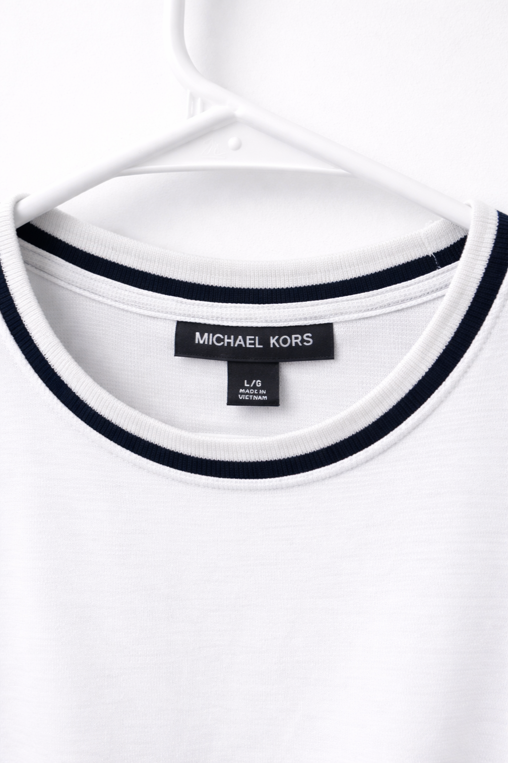 Michael Kors White Logo T-Shirt Men’s Large – Designer Cotton Crewneck Short Sleeve Tee