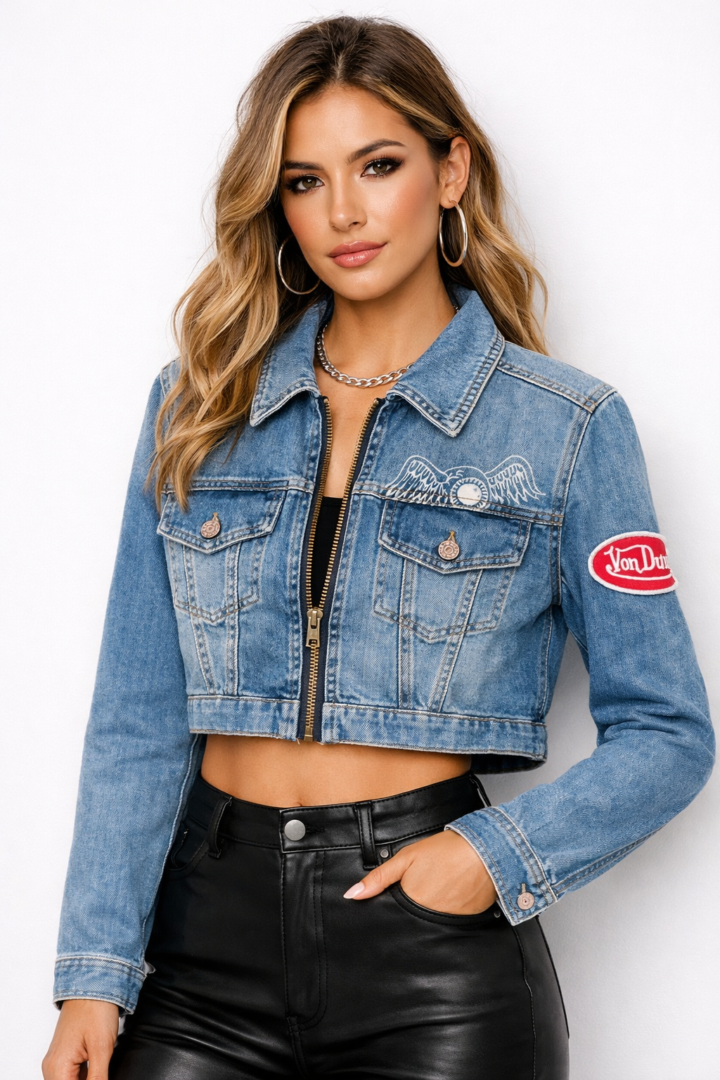 Von Dutch Women’s Cropped Denim Jacket Y2K Logo Patch Blue Jean Trucker Jacket Size M