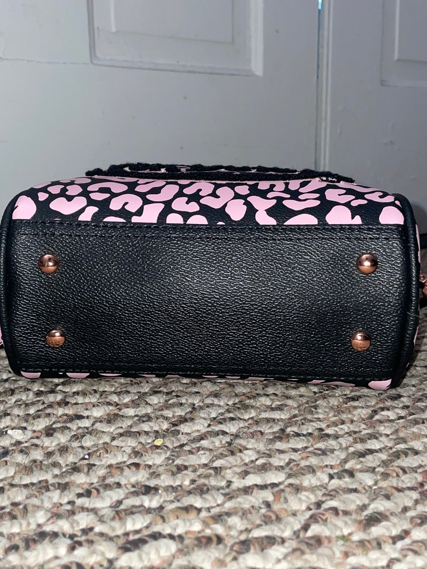 Von Dutch Pink Leopard Handbag – Y2K Cheetah Print Mini Purse