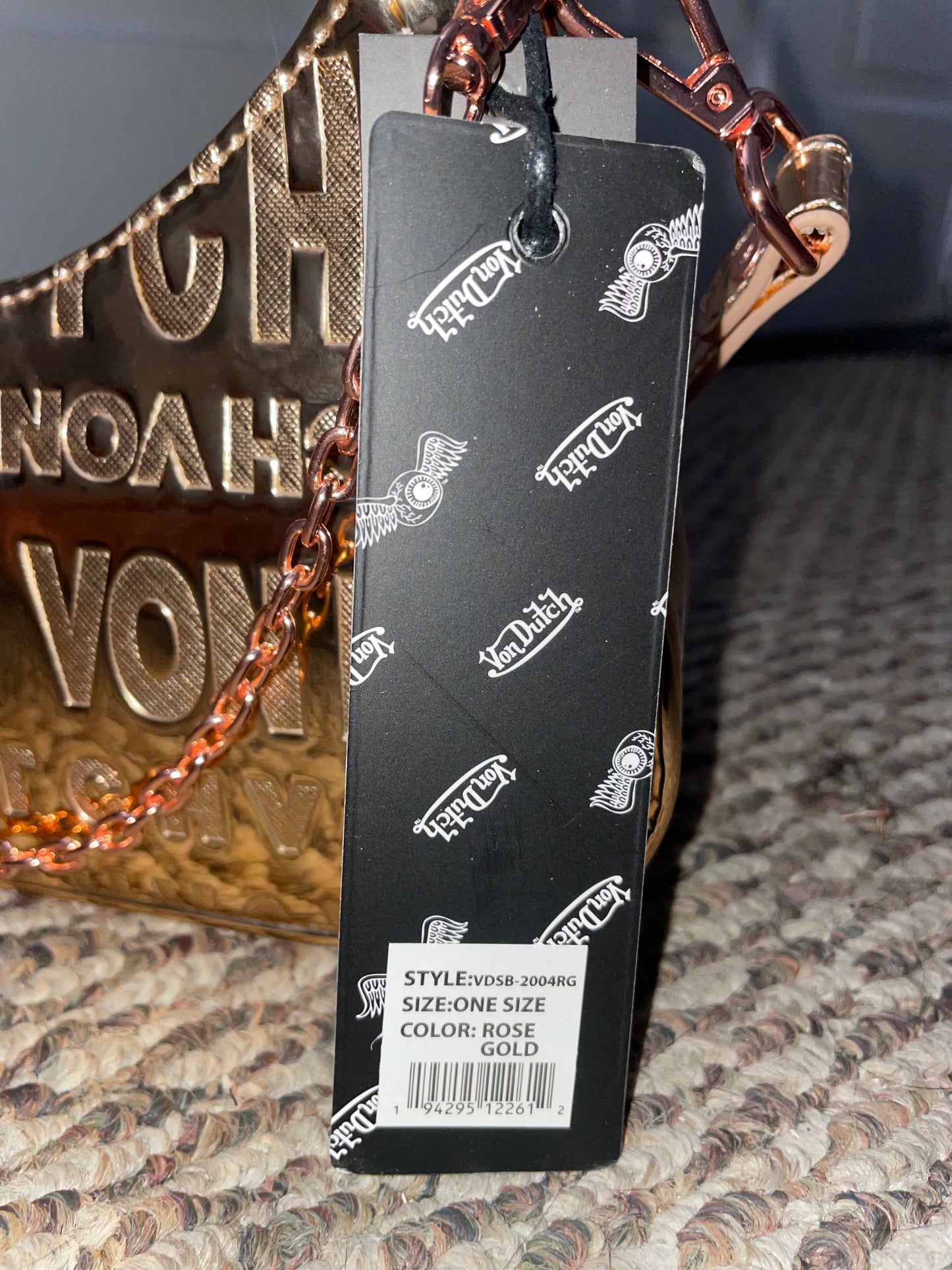 Von Dutch Metallic Gold Shoulder Bag – Y2K Logo Chain Purse