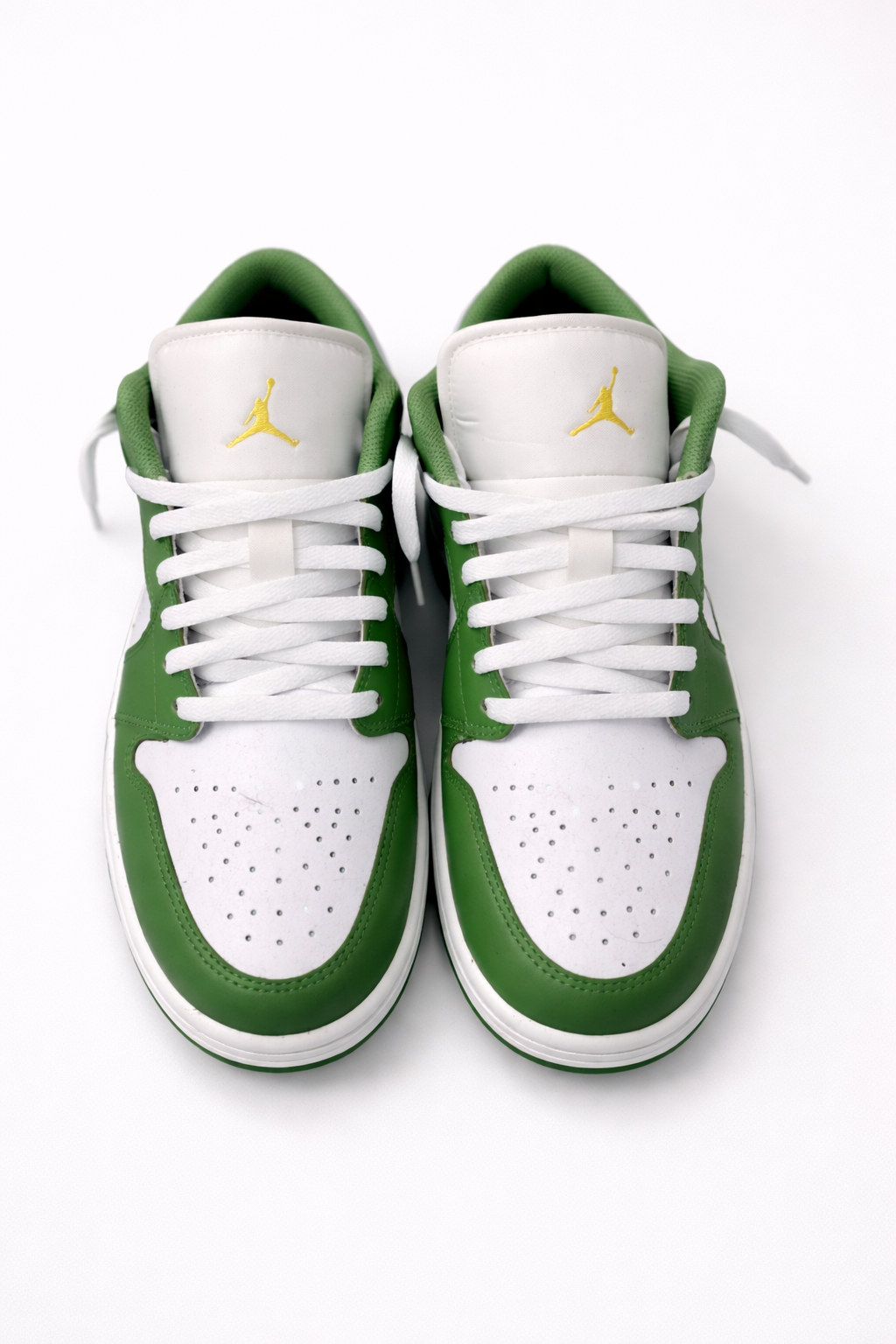 Nike Air Jordan 1 Low – Green / White / Gold Jumpman | Men’s Size 10.5