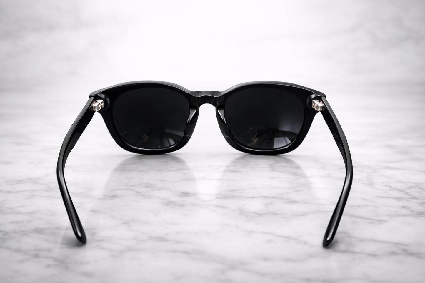 Authentic MCM MCM634SA Black Designer Sunglasses – Luxury Men’s Square Frame 52-23-140